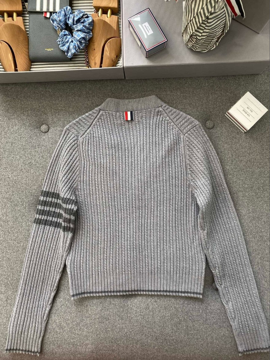 톰브라운 사선 완장 여성 케이블 가디건