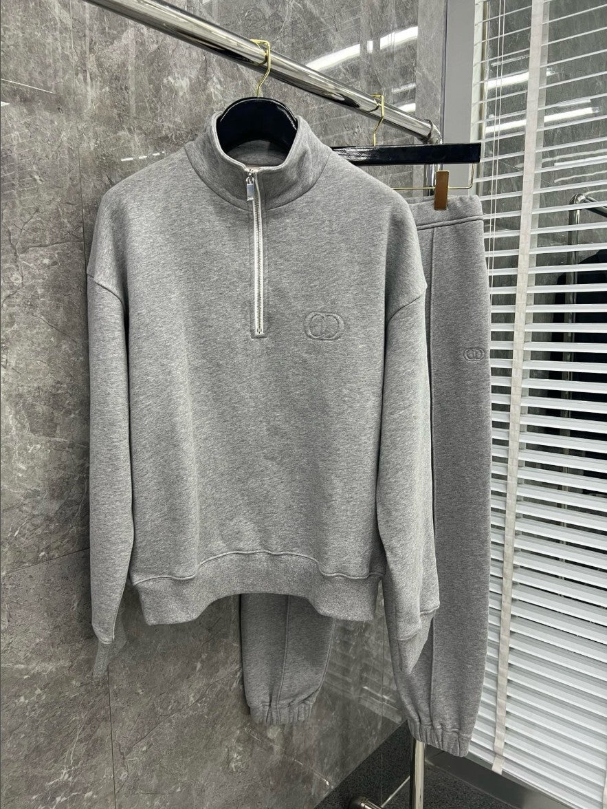 디올 CD 입체 로고 기모 반집업 맨투맨