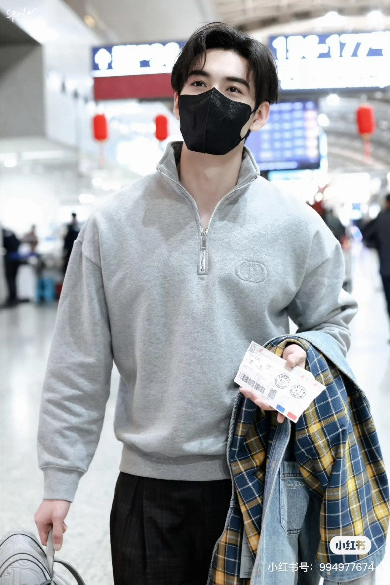 디올 CD 입체 로고 기모 반집업 맨투맨