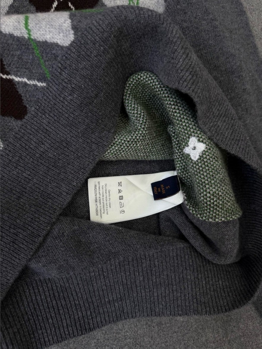 루이비통 LV 로고 아가일 크루넥 니트