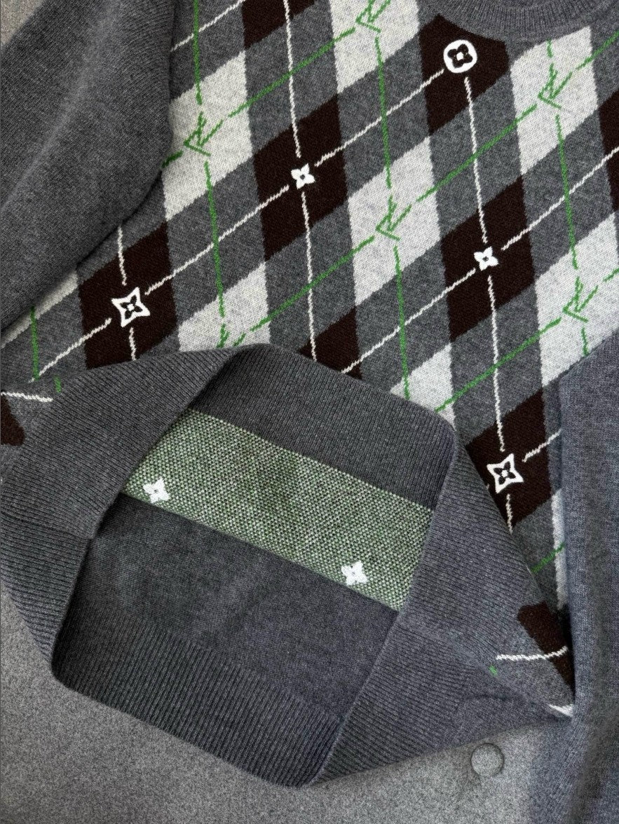 루이비통 LV 로고 아가일 크루넥 니트