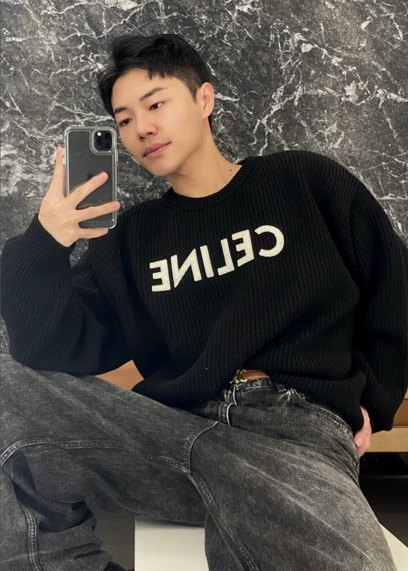 셀린느 레터링 로고 오버핏 풀오버 니트