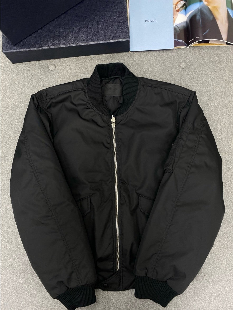 프라다 나일론 항공 패딩 점퍼