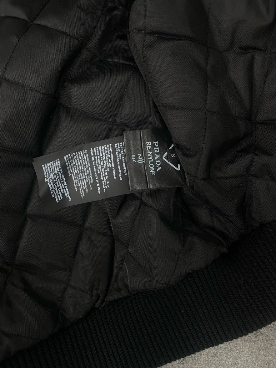 프라다 나일론 항공 패딩 점퍼