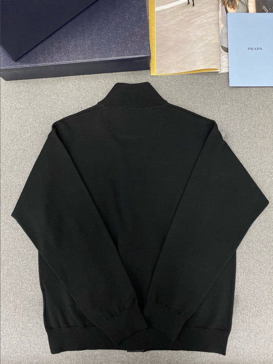 프라다 삼각 로고 울 집업 자켓