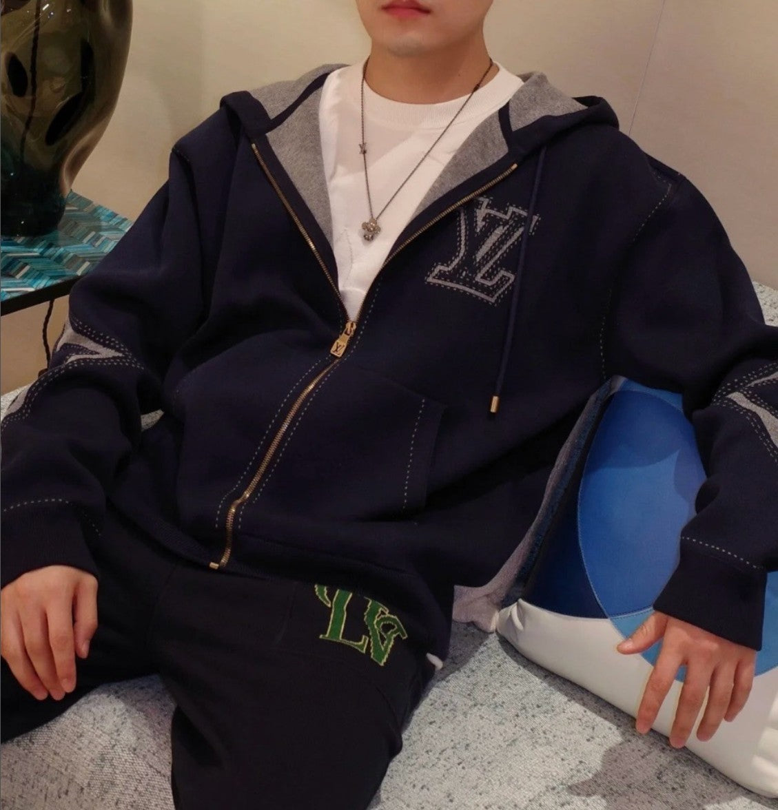 루이비통 LV 로고 아플리케 니트 후드 집업