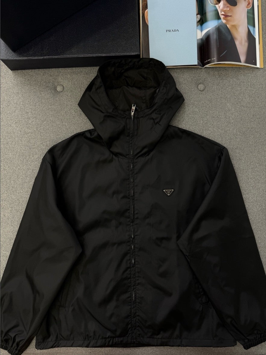 프라다 삼각 로고 후드 집업 자켓