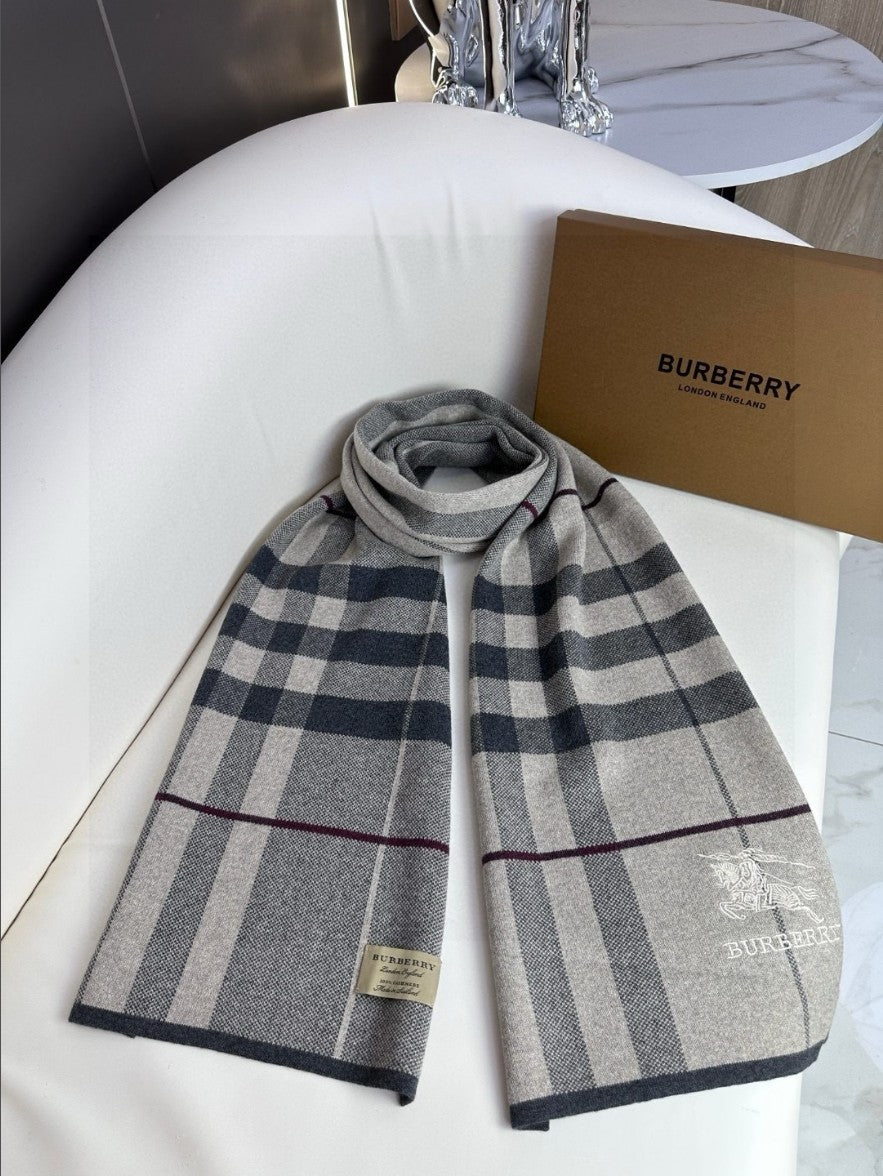 버버리 체크 자수 로고 머플러