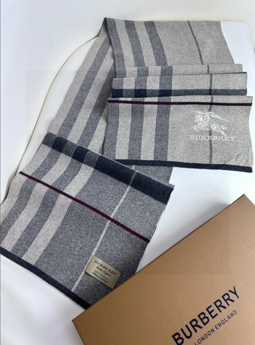 버버리 체크 자수 로고 머플러