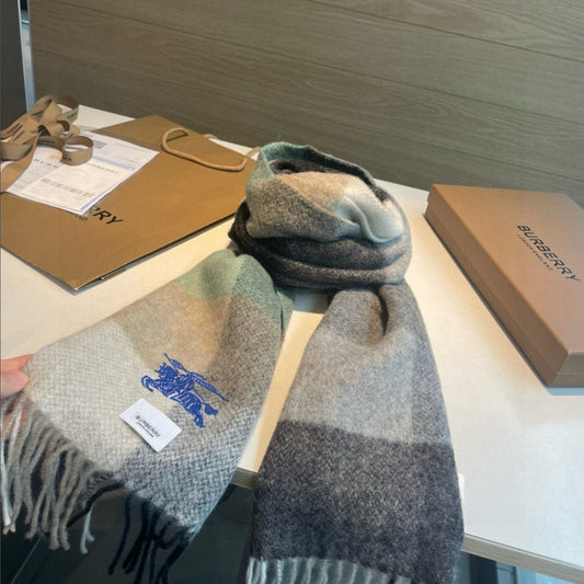 버버리 블루 자수 로고 캐시미어 머플러