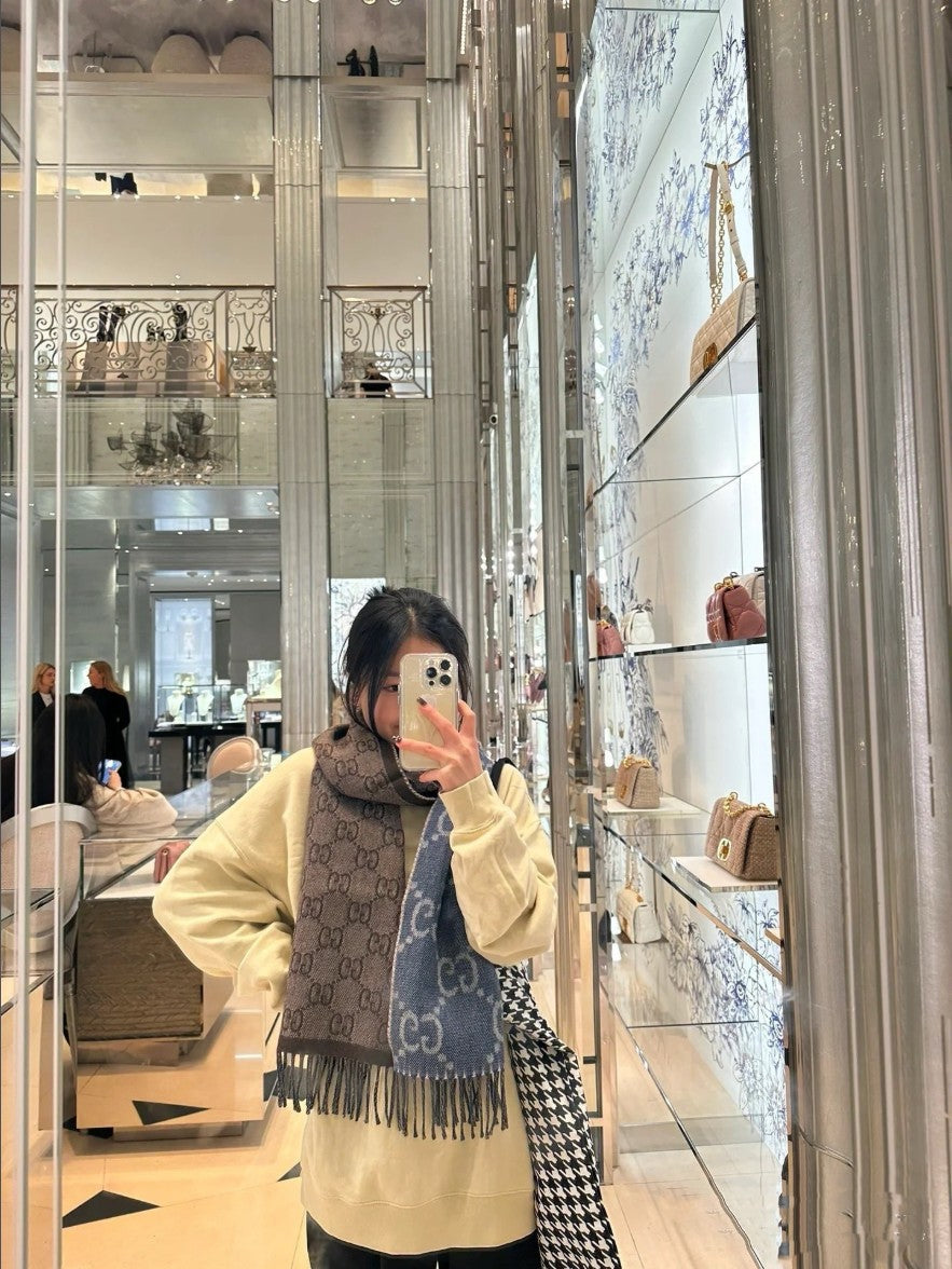 구찌 GG 로고 실크 울 머플러