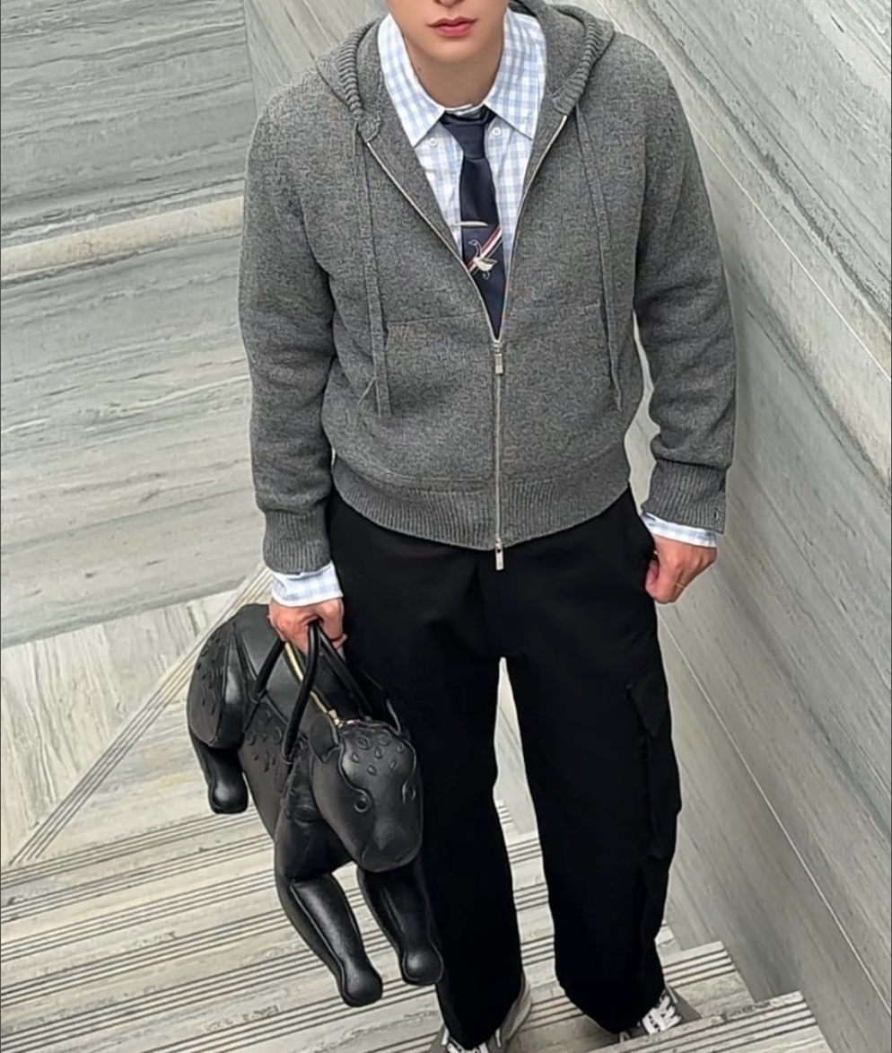 톰브라운 버진 울 니트 후드 집업