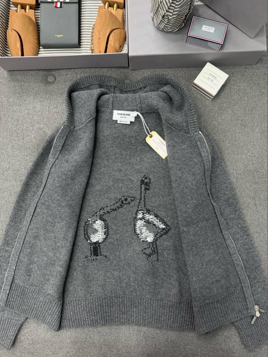 톰브라운 버진 울 니트 후드 집업