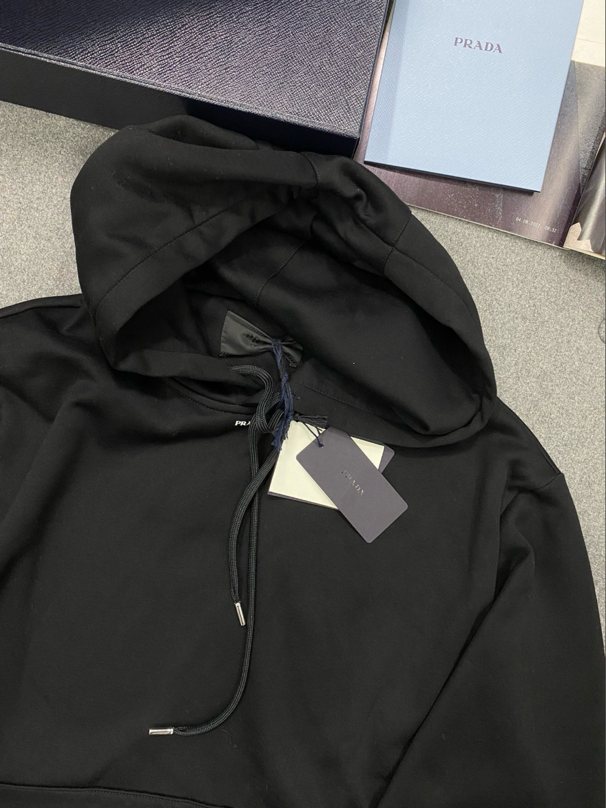 프라다 스몰 로고 오버핏 후드티