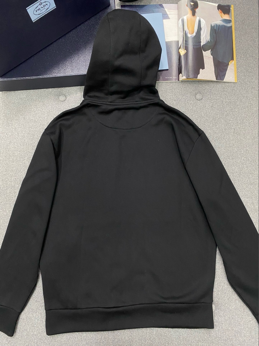 프라다 스몰 로고 오버핏 후드티
