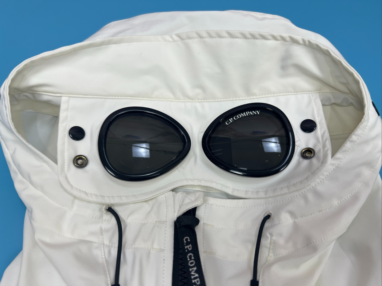 CP컴퍼니 Shell-R 고글 후드 집업 자켓