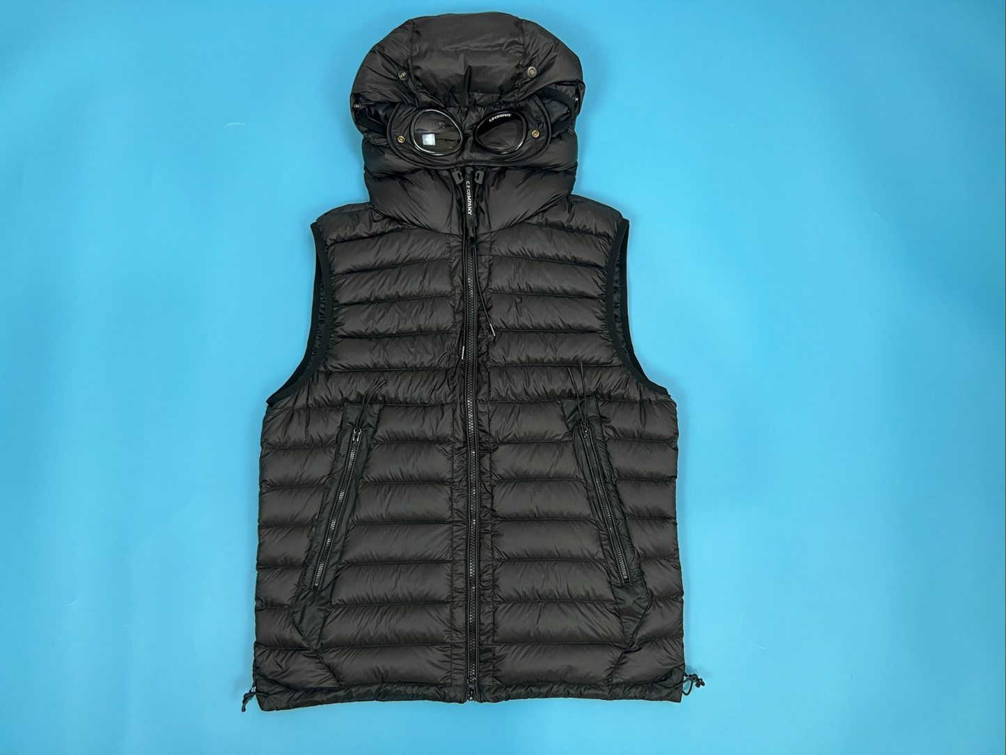 CP컴퍼니 DD Shell 후드 조끼 패딩 점퍼