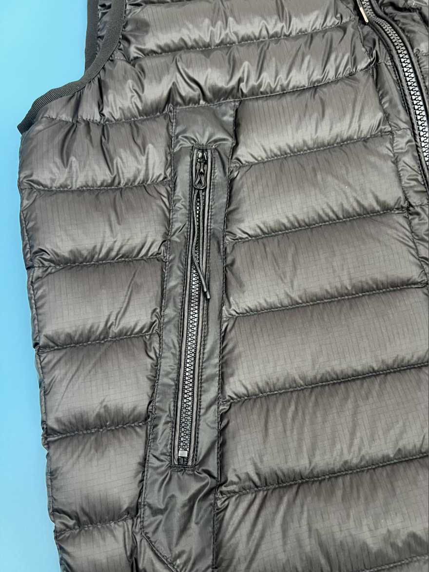 CP컴퍼니 DD Shell 후드 조끼 패딩 점퍼