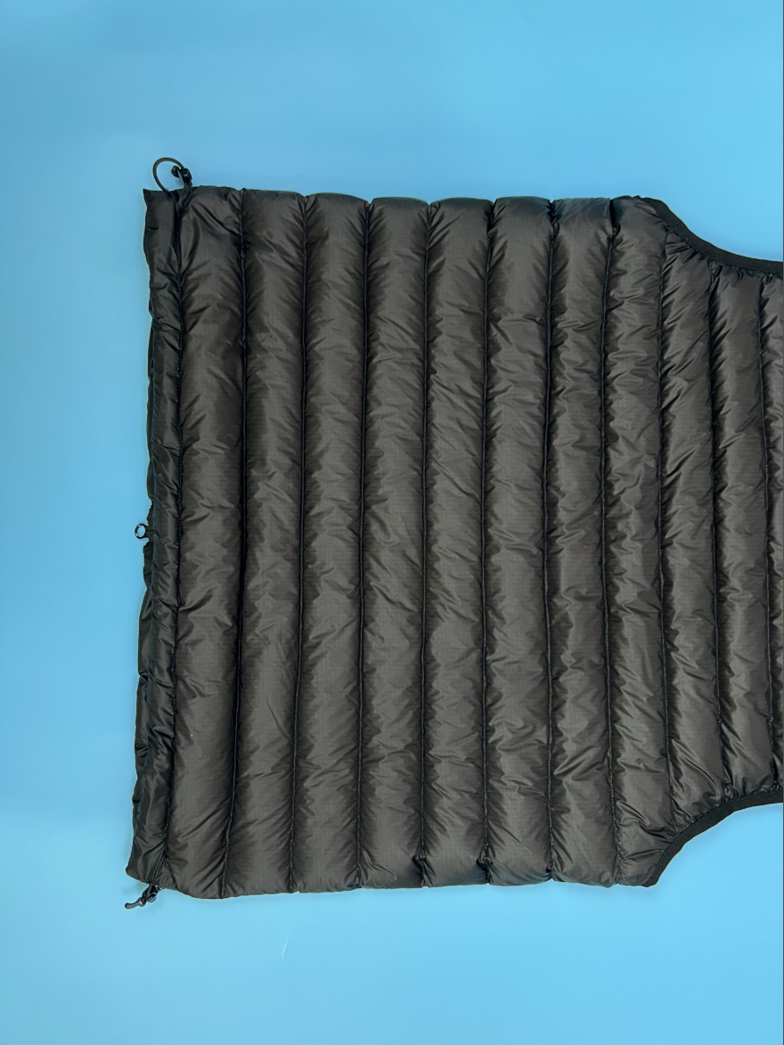 CP컴퍼니 DD Shell 후드 조끼 패딩 점퍼