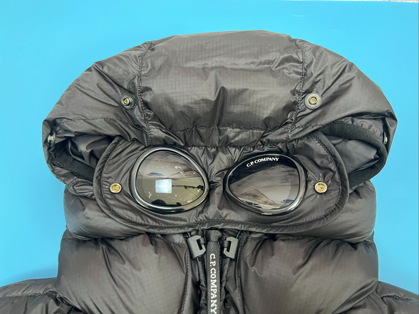 CP컴퍼니 DD Shell 후드 조끼 패딩 점퍼