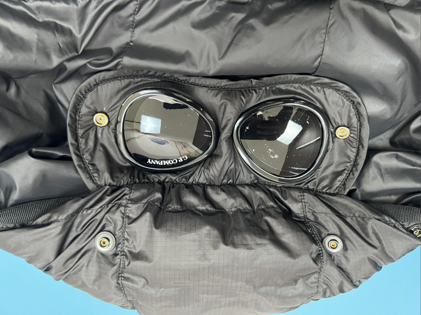 CP컴퍼니 DD Shell 후드 조끼 패딩 점퍼