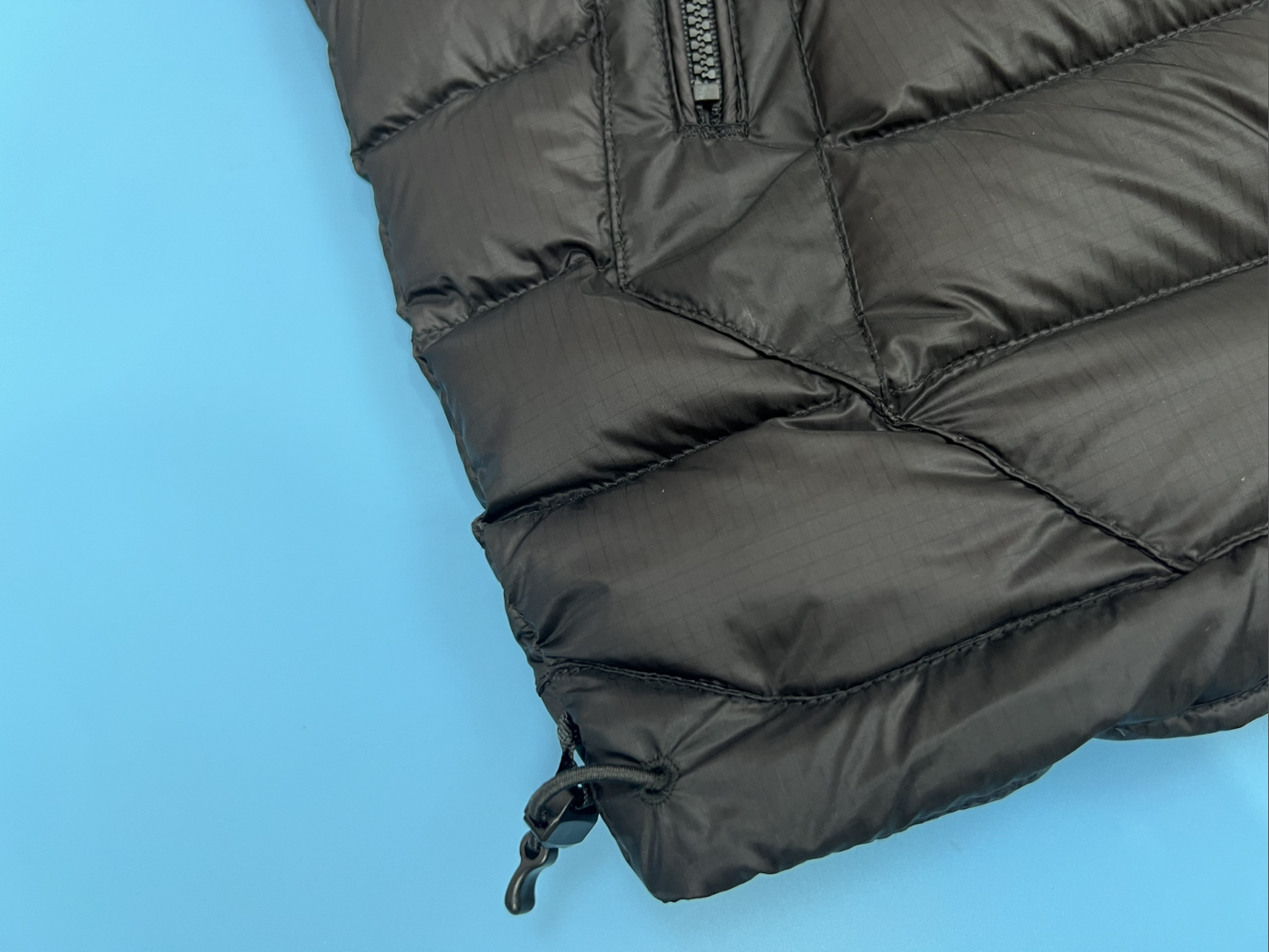 CP컴퍼니 DD Shell 후드 조끼 패딩 점퍼