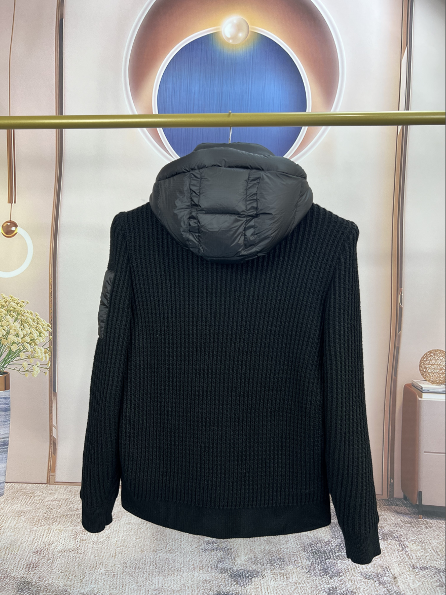 CP컴퍼니 울 니트 패딩 점퍼
