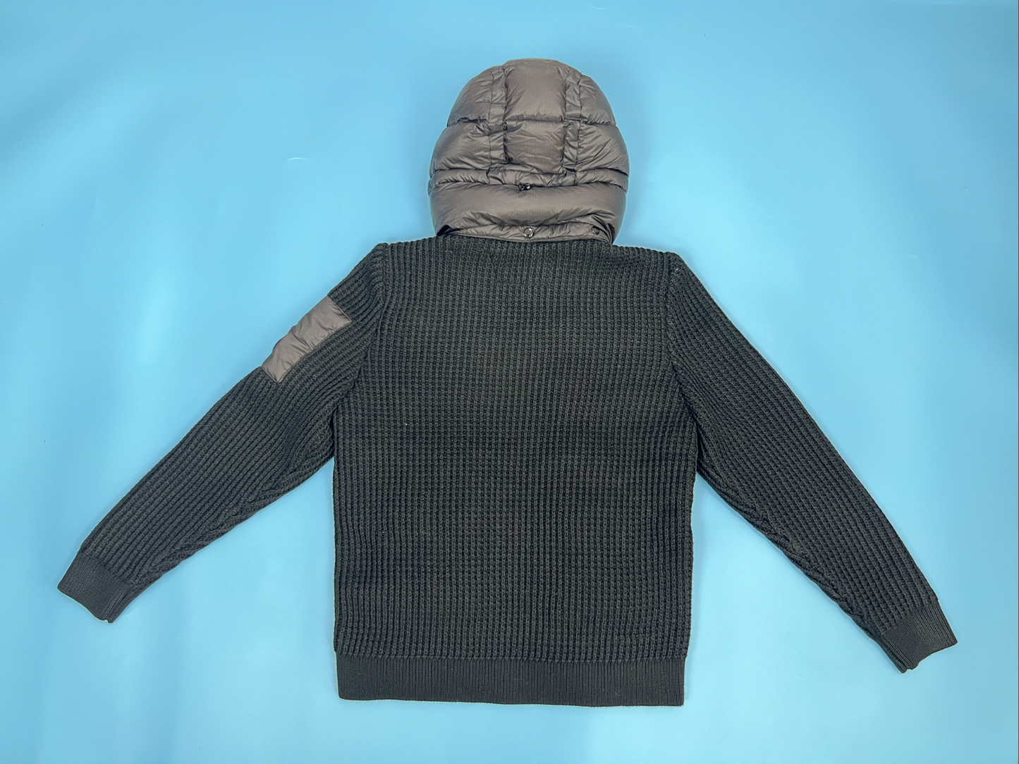 CP컴퍼니 울 니트 패딩 점퍼