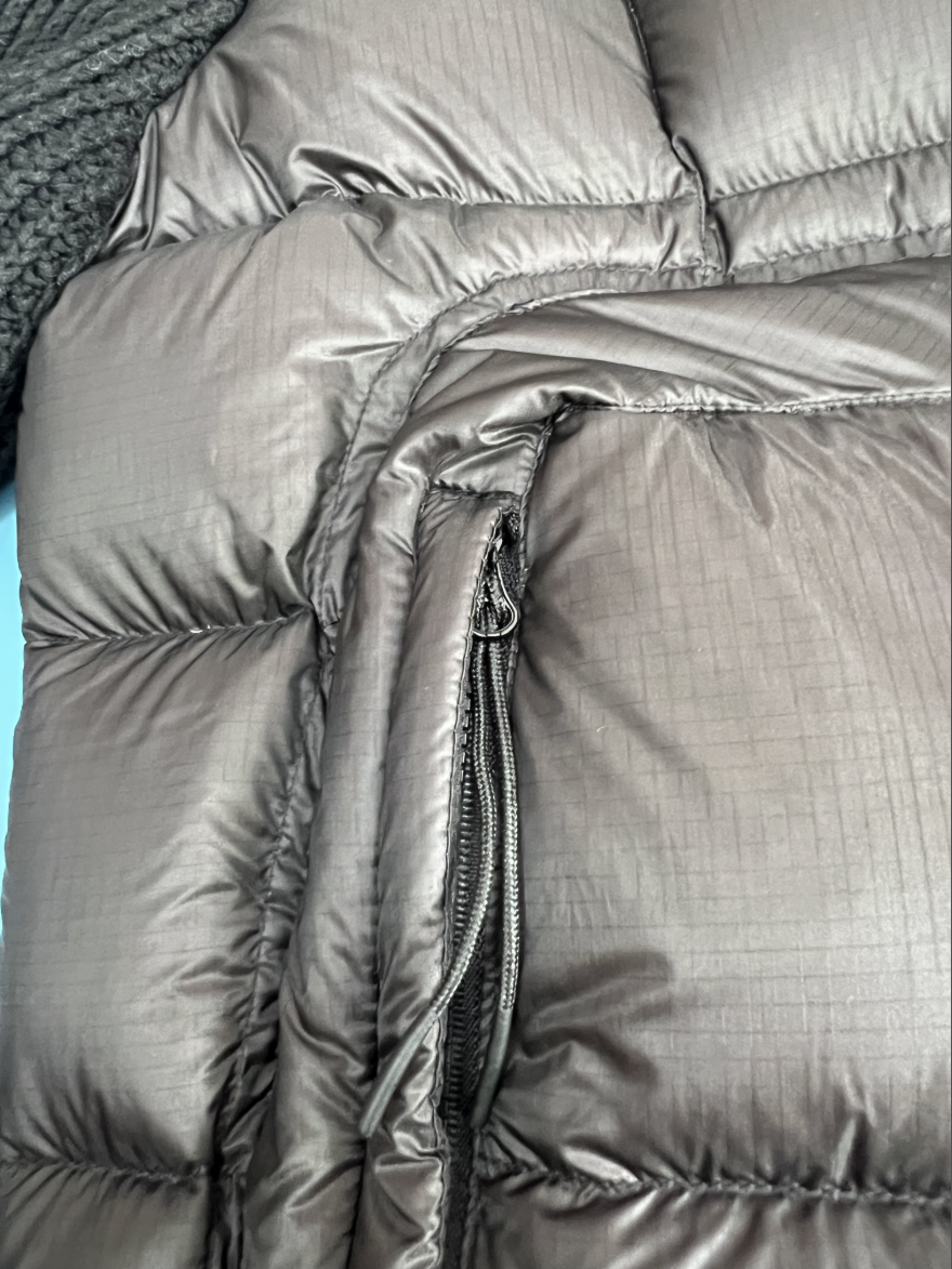 CP컴퍼니 울 니트 패딩 점퍼