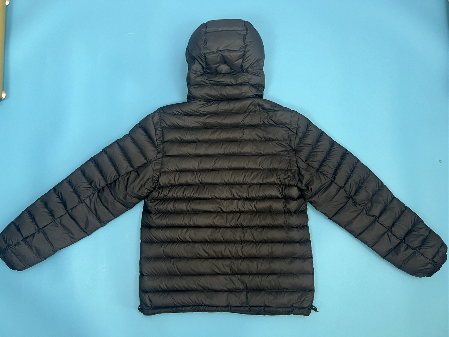 CP컴퍼니 DD Shell 고글 후드 패딩 점퍼