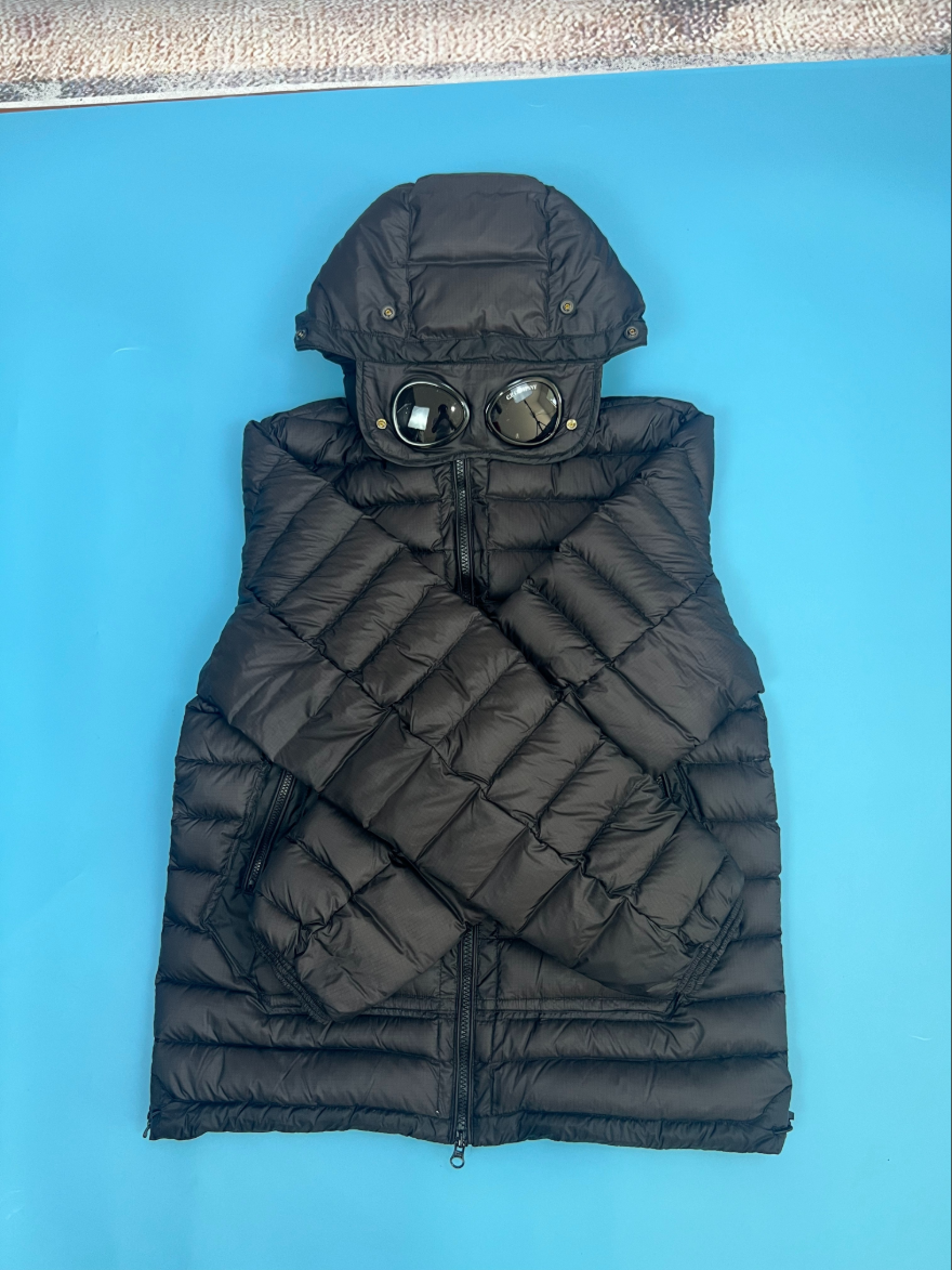 CP컴퍼니 DD Shell 고글 후드 패딩 점퍼