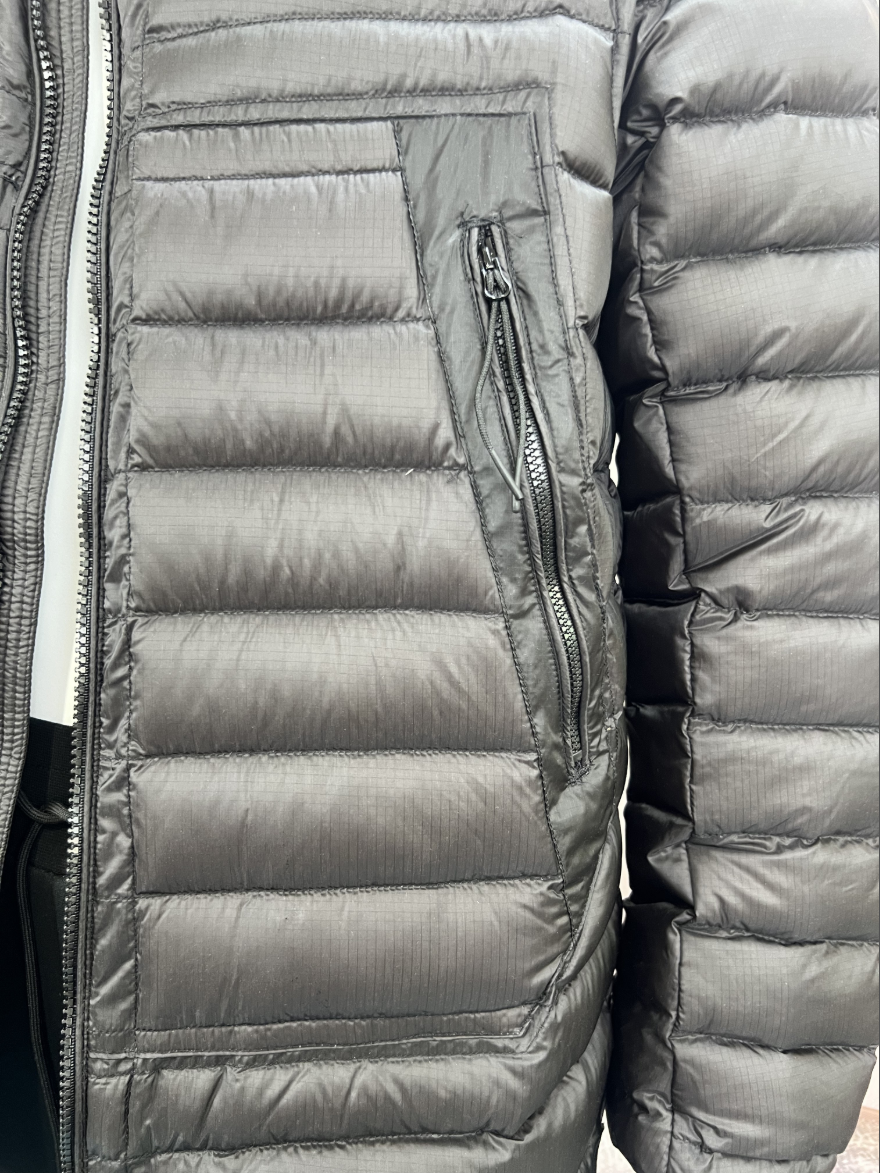 CP컴퍼니 DD Shell 고글 후드 패딩 점퍼