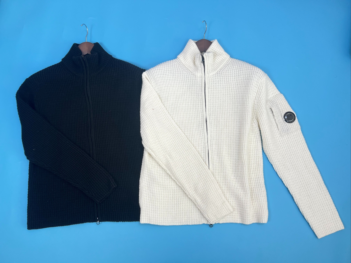 CP컴퍼니 하이넥 니트 집업