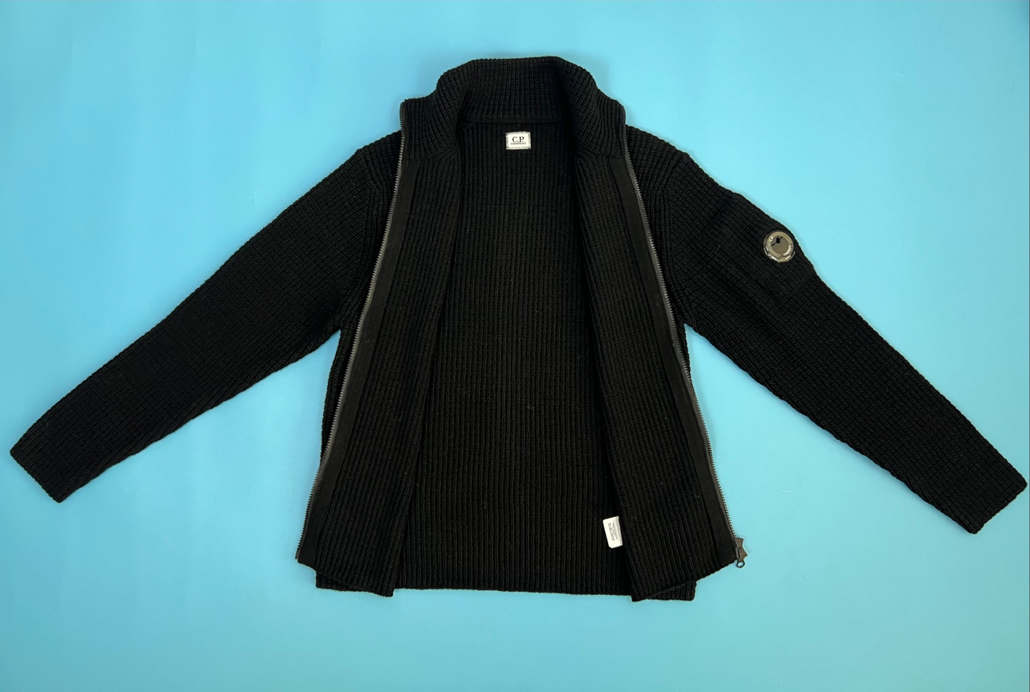 CP컴퍼니 하이넥 니트 집업