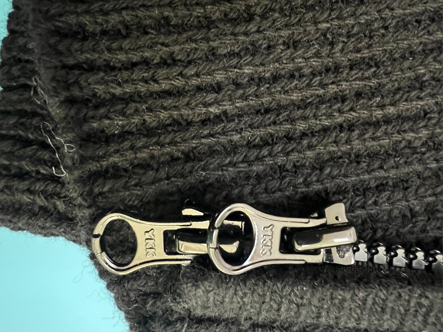 CP컴퍼니 하이넥 니트 집업