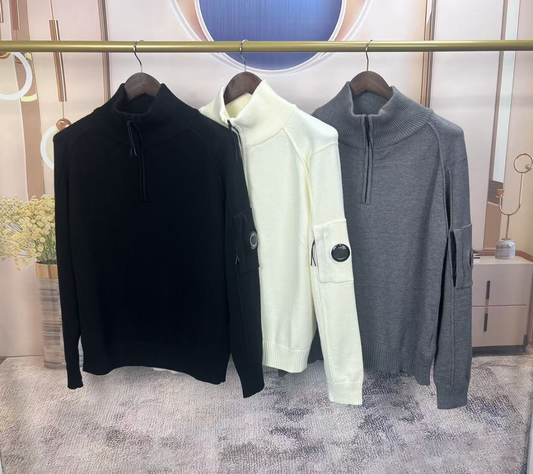 CP컴퍼니 반집업 니트