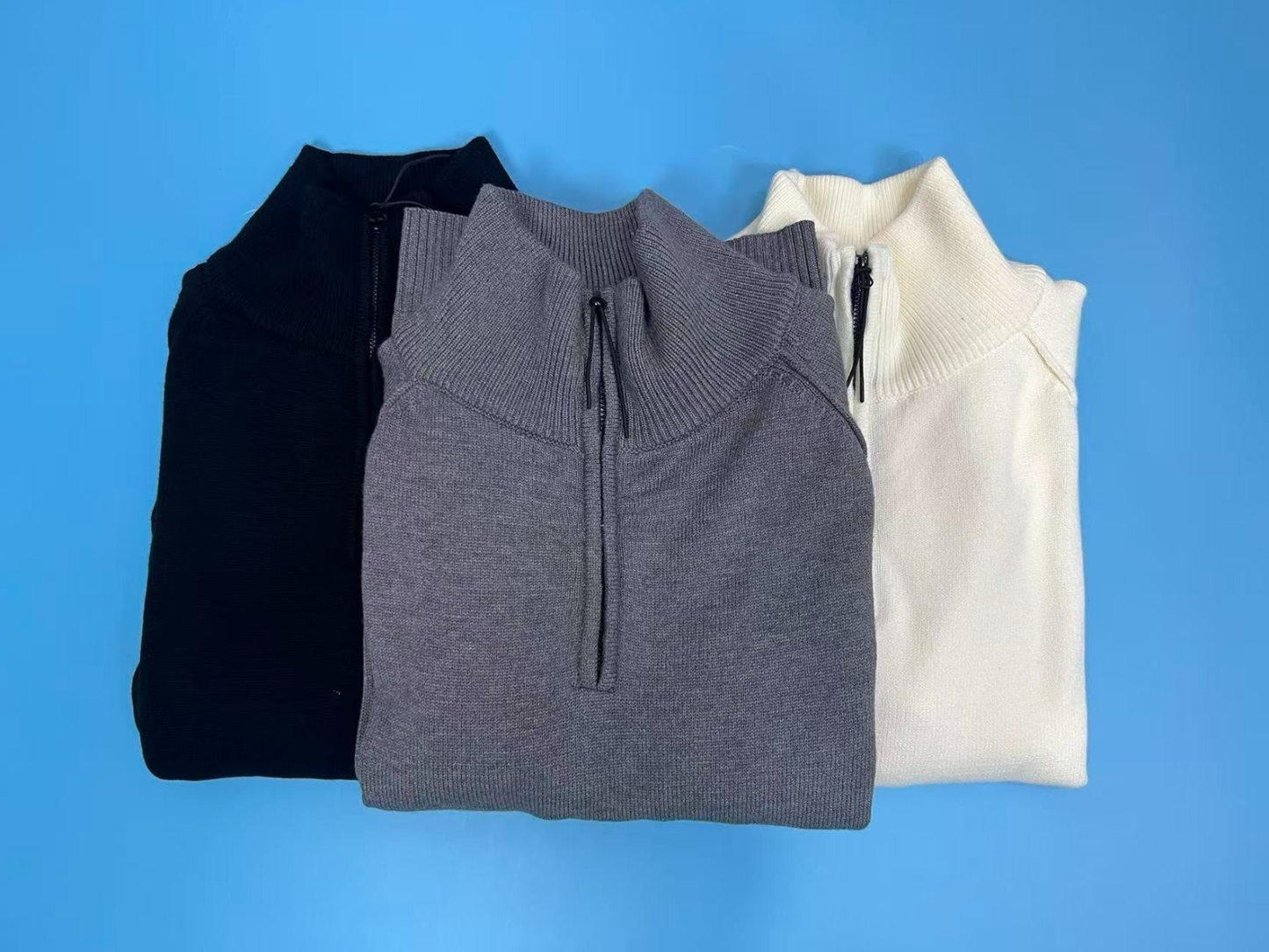 CP컴퍼니 반집업 니트