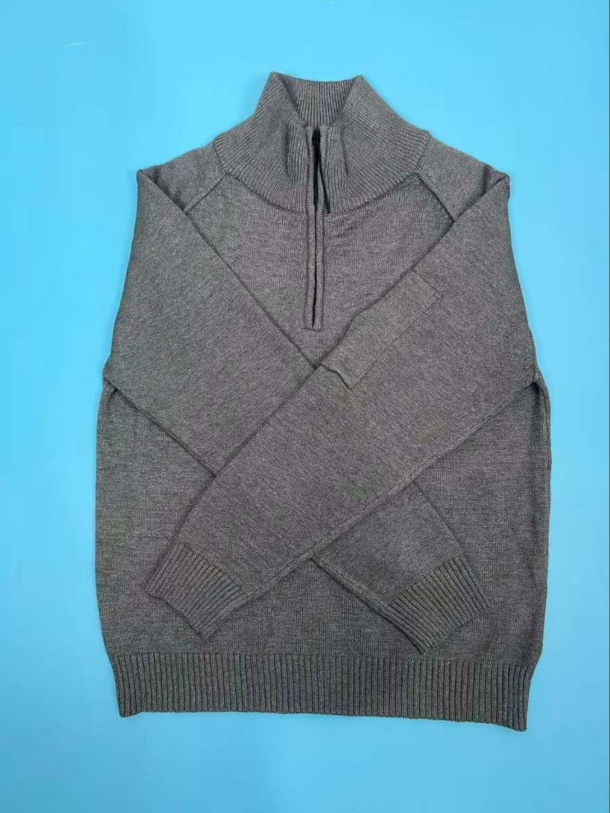 CP컴퍼니 반집업 니트