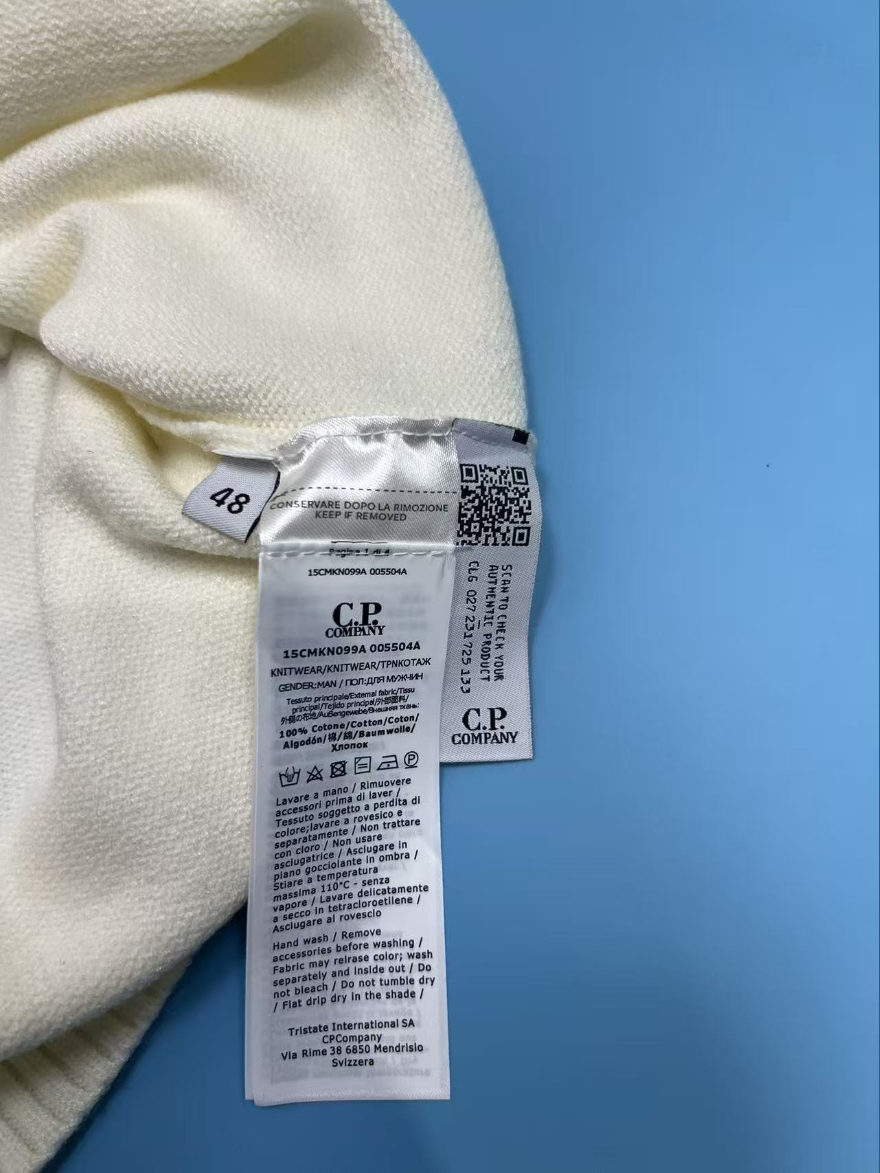 CP컴퍼니 반집업 니트