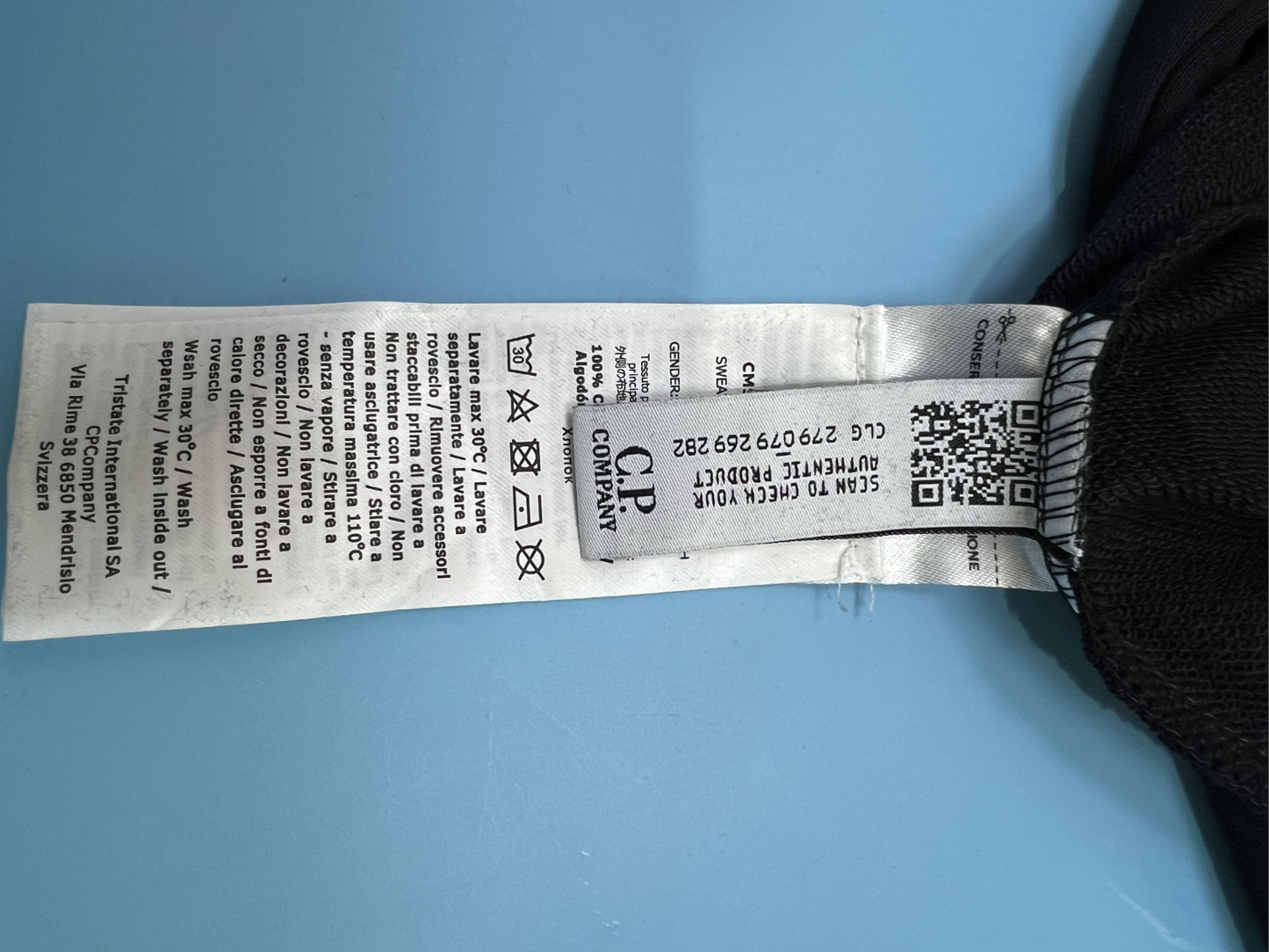 CP컴퍼니 반집업 맨투맨