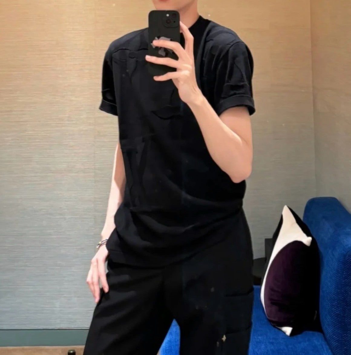 루이비통 LV 입체 로고 니트 반팔티