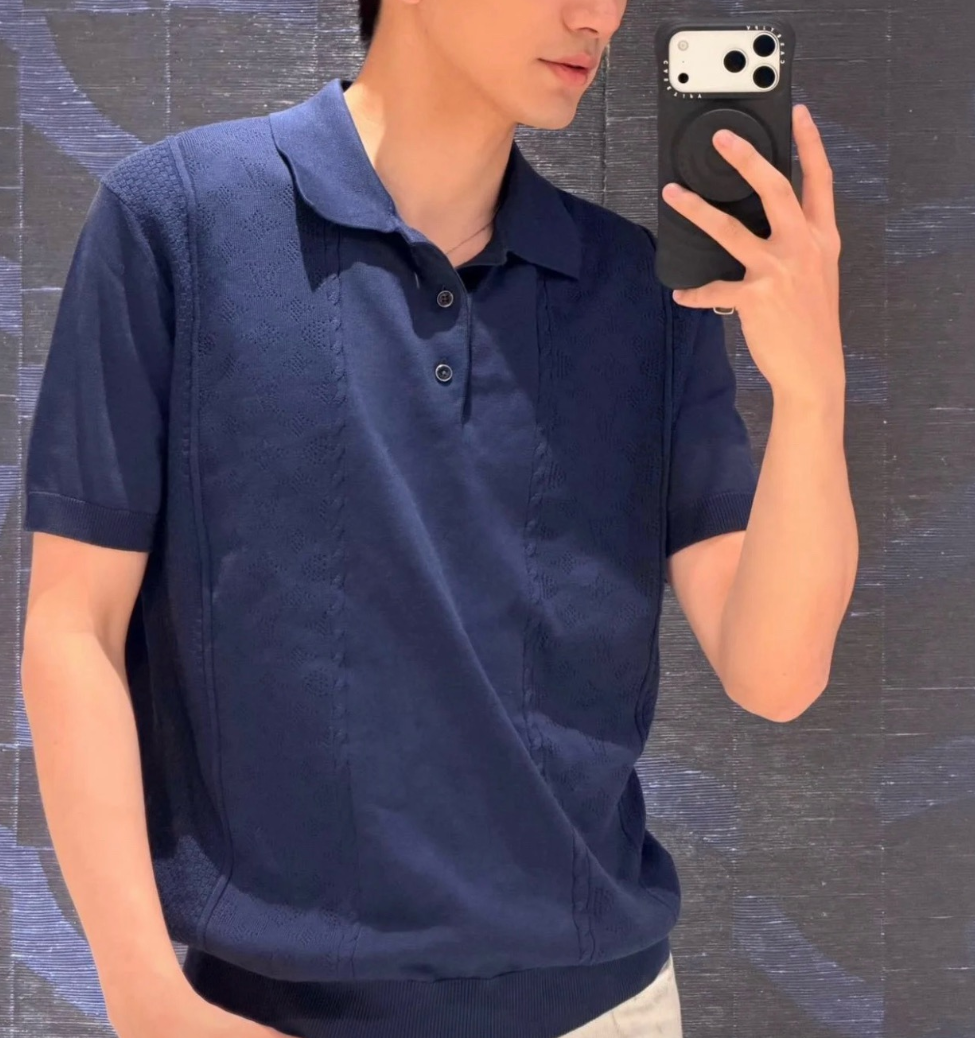 루이비통 니트 카라 반팔티