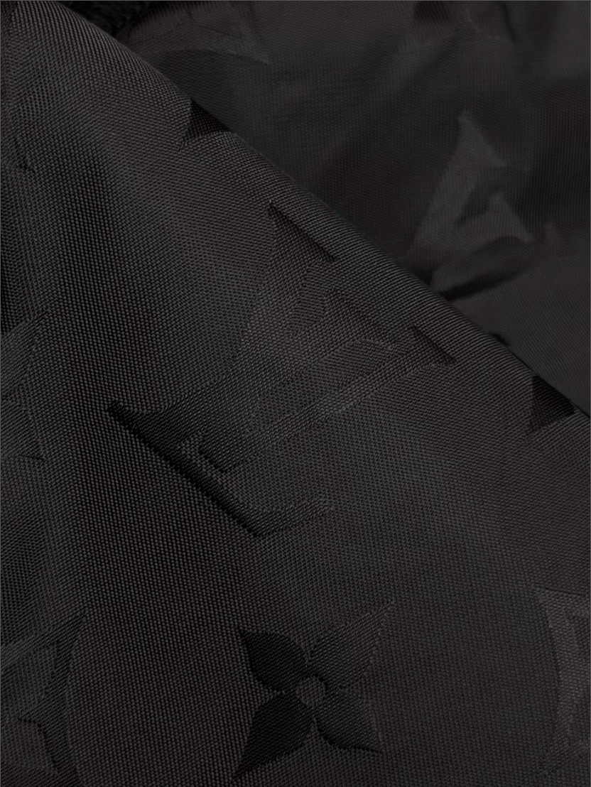루이비통 LV 패치 니트 반바지
