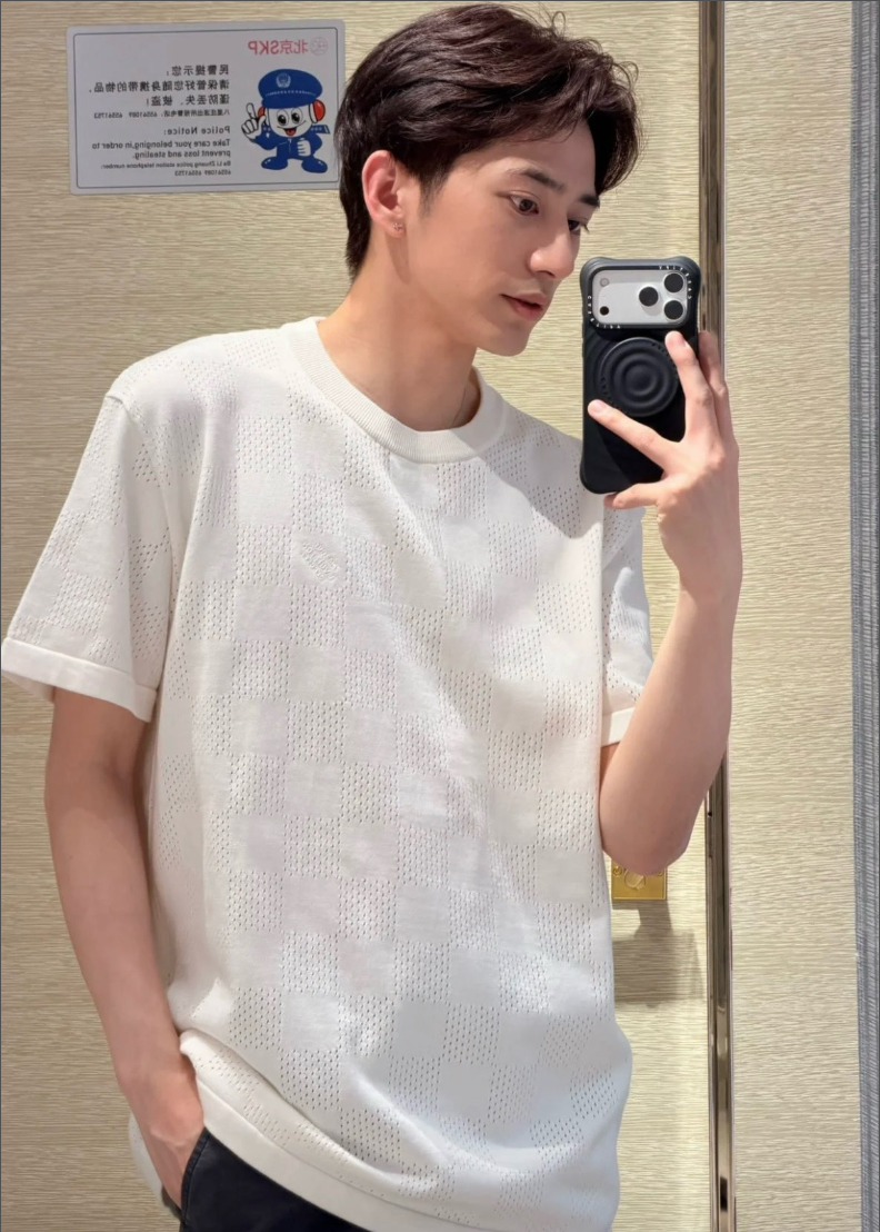 루이비통 LV 메쉬 니트 반팔티